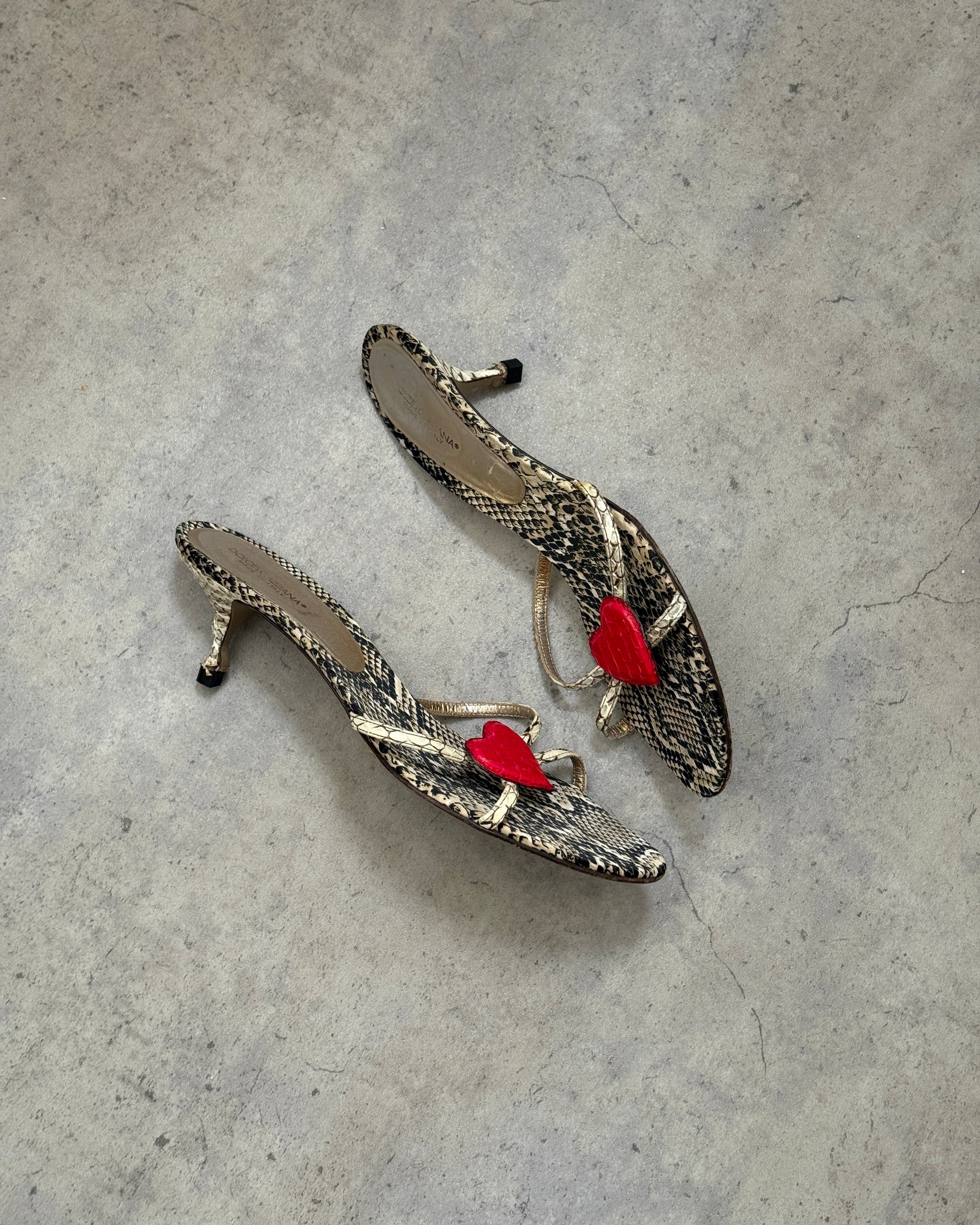 Dolce & Gabbana SS 2005 Heart Mules • EU 38.5