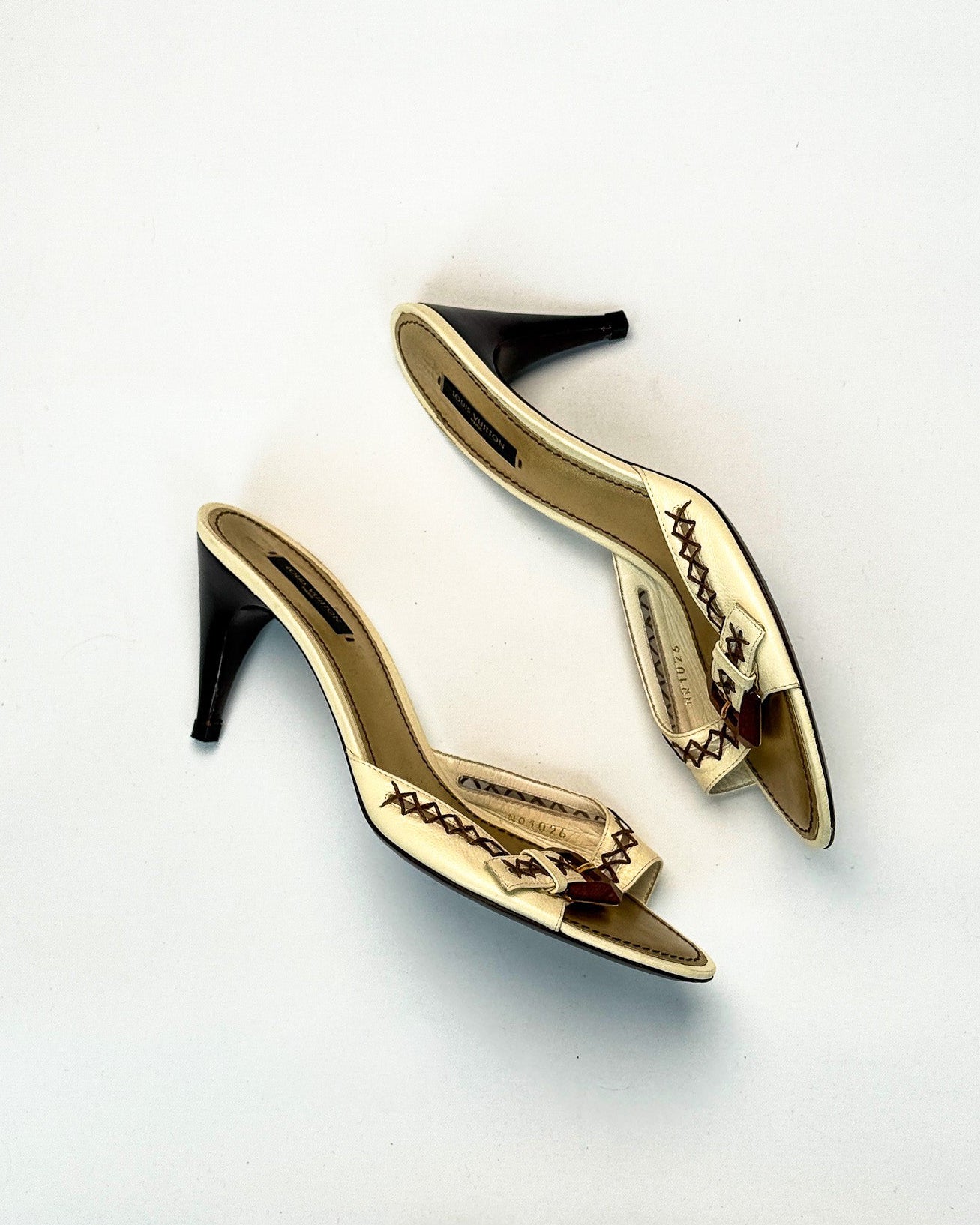 Louis Vuitton Cream Buckle Mules • EU 41