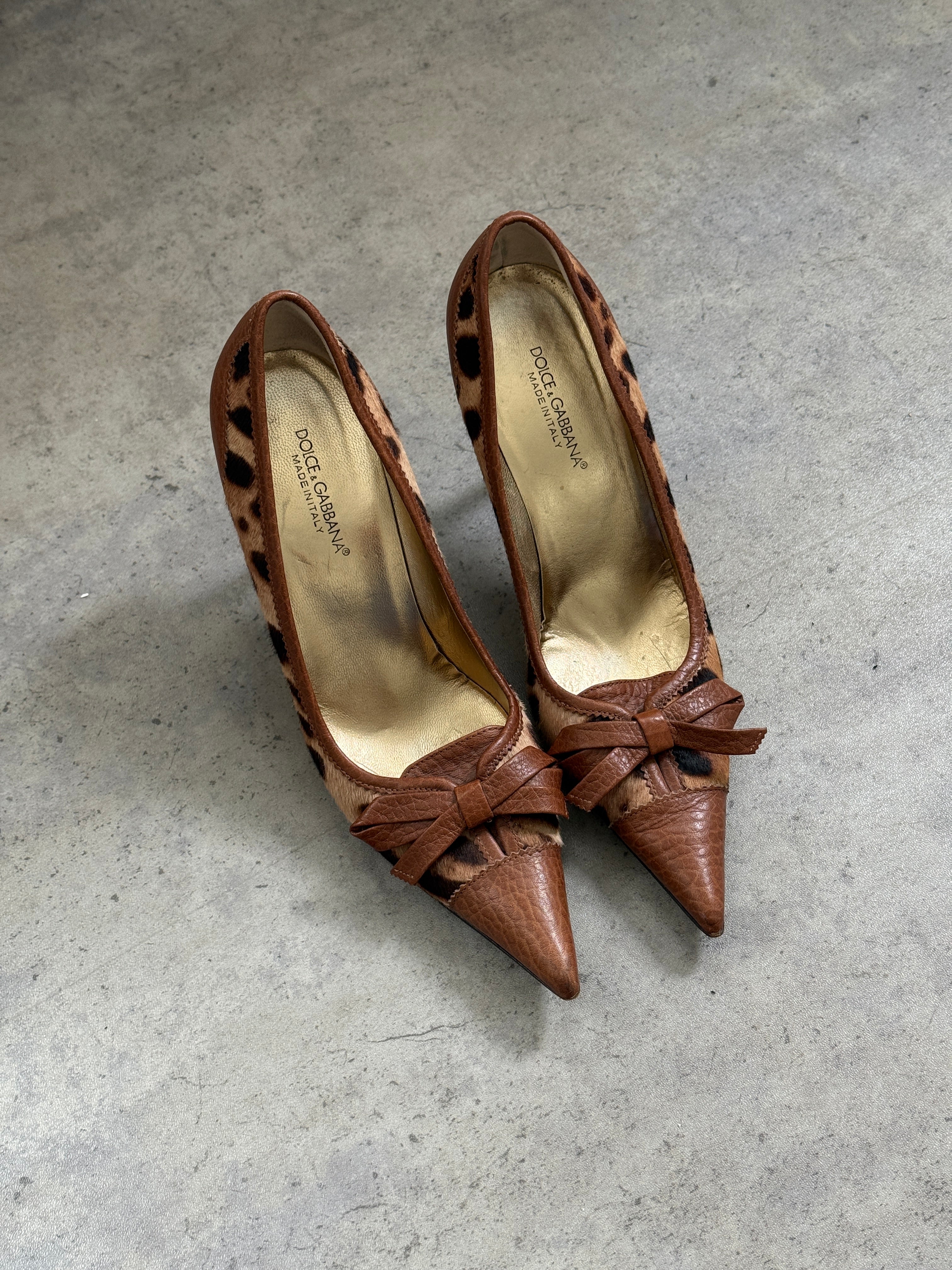 Dolce & Gabbana Leopard Print Court Heels • EU 38.5