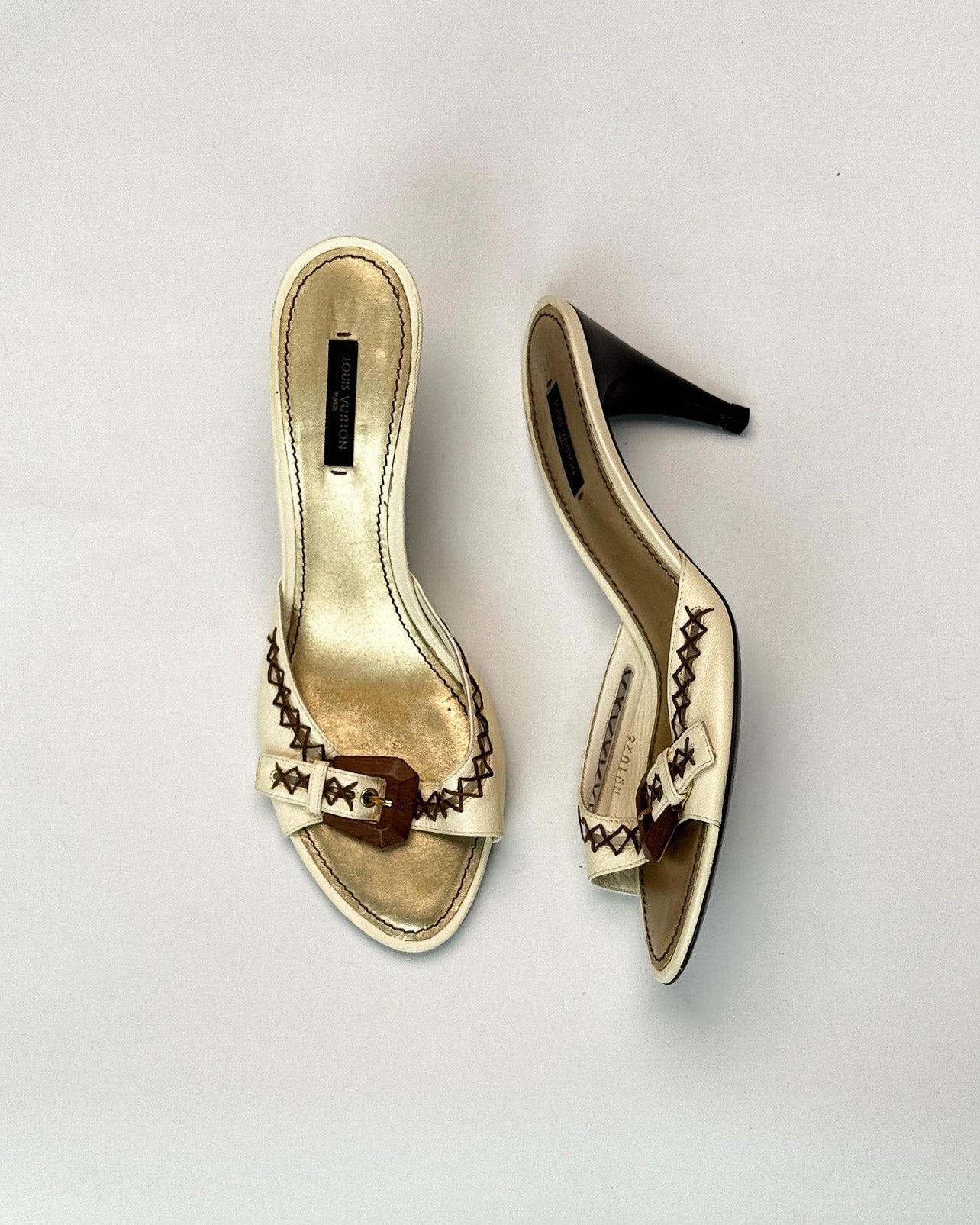 Louis Vuitton Cream Buckle Mules • EU 41