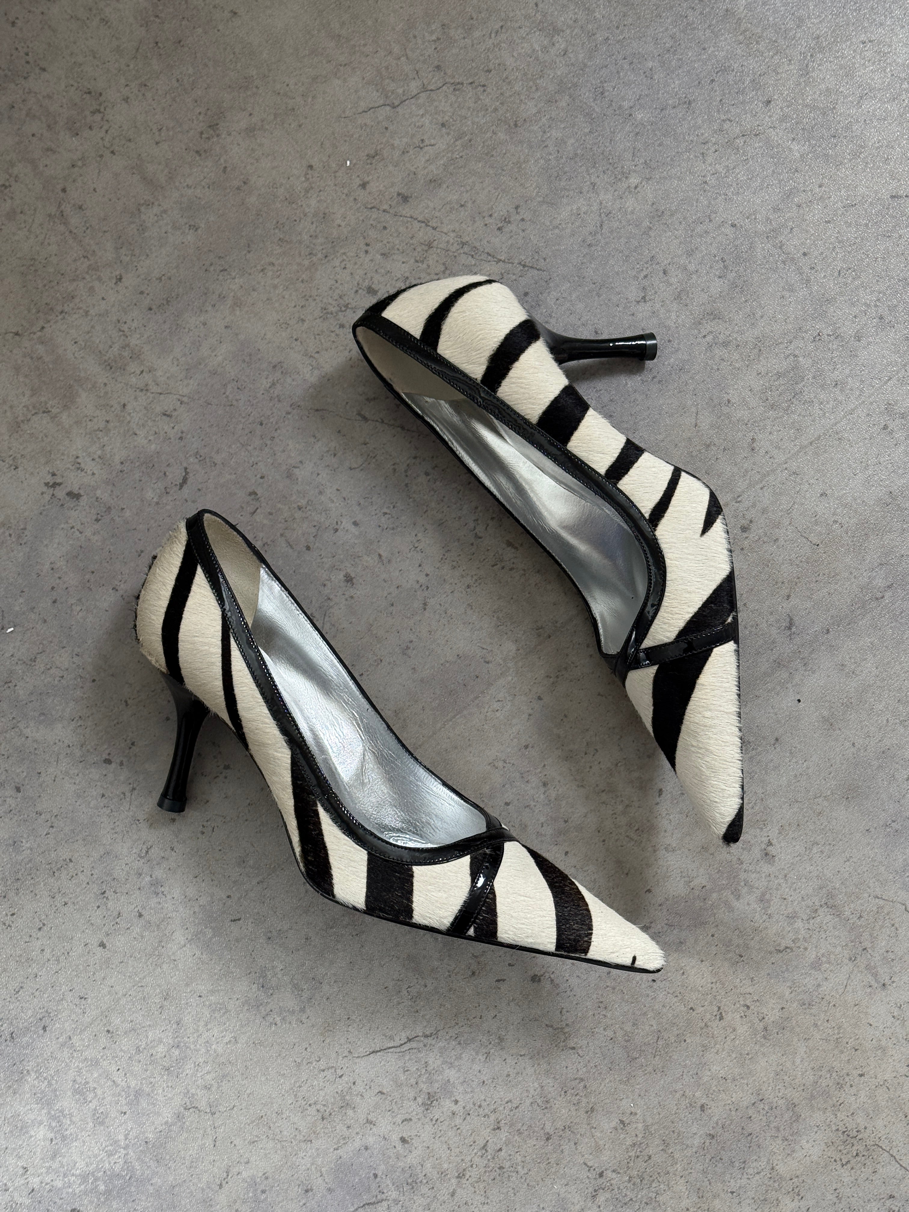Dolce & Gabbana Zebra Court Heels UNWORN • EU 35