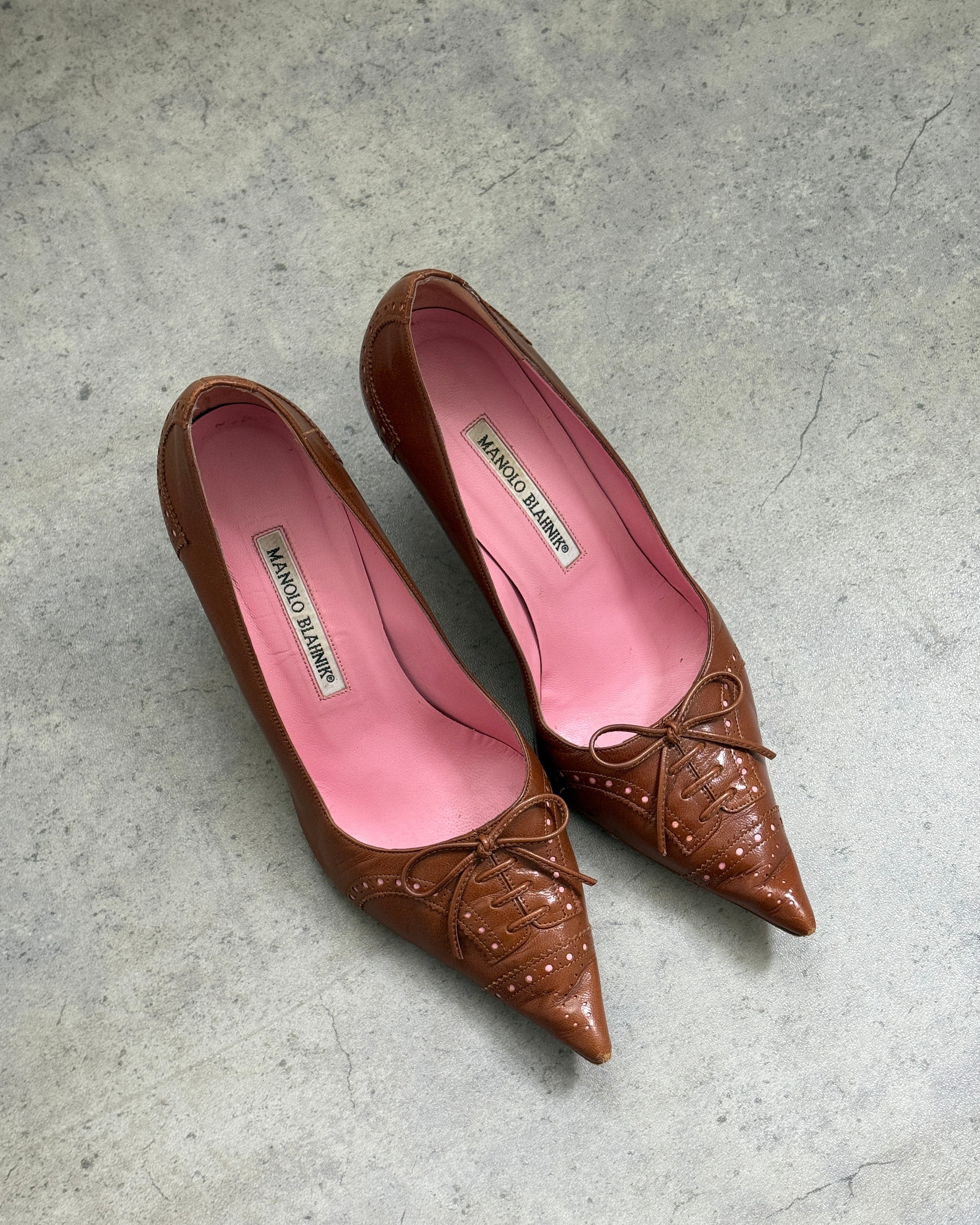 Manolo Blahnik Court Heels • EU 38
