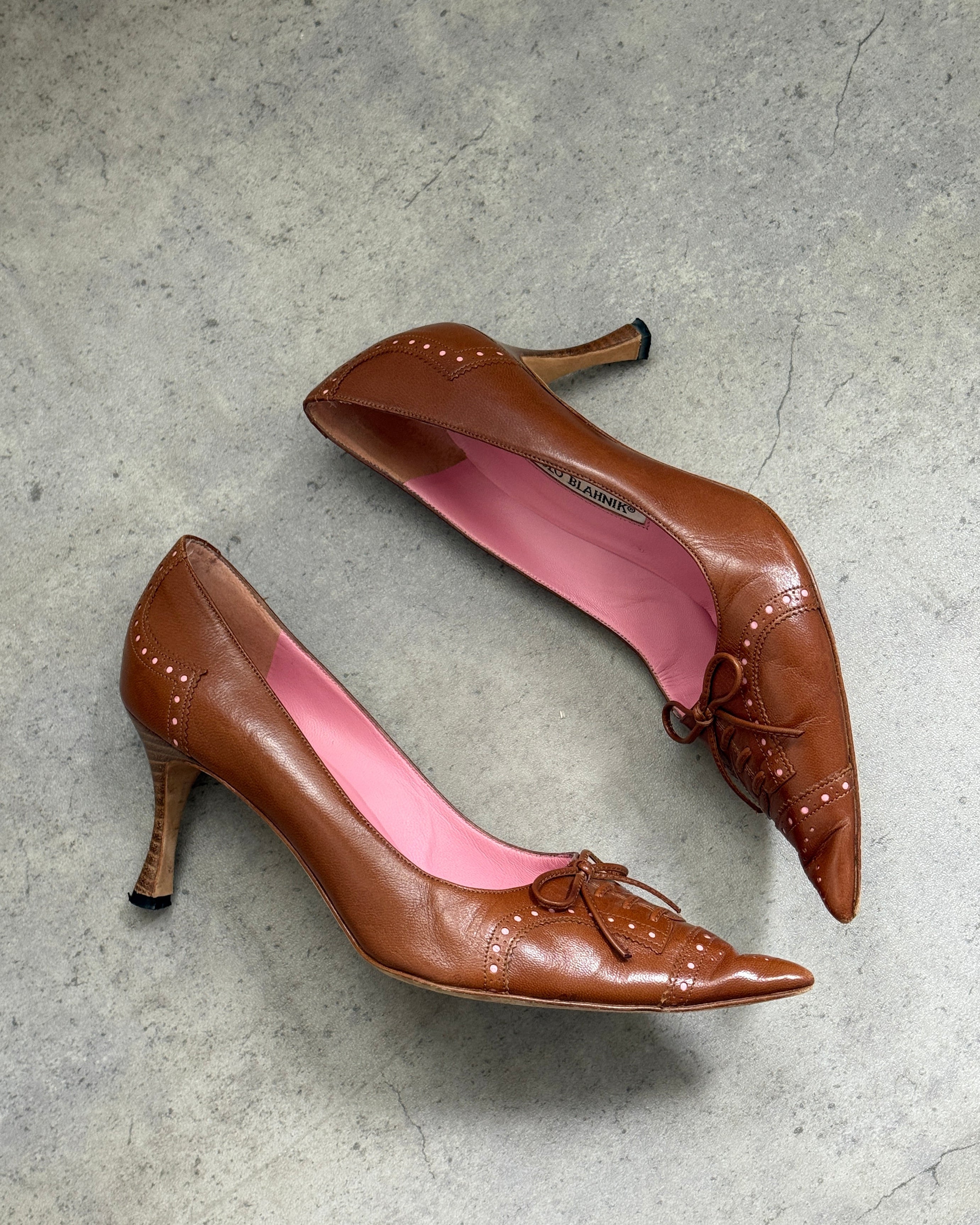 Manolo Blahnik Court Heels • EU 38