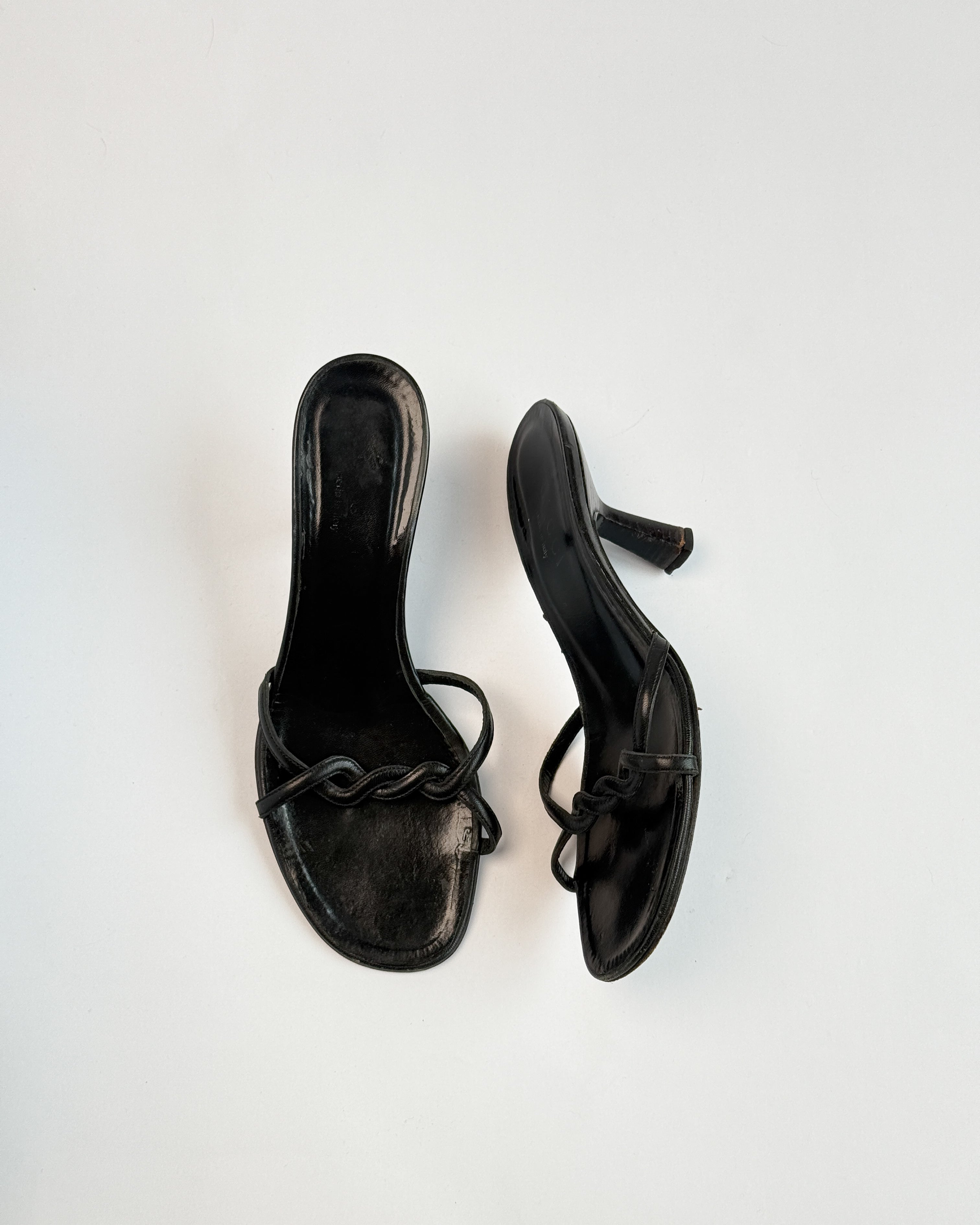 Gucci by Tom Ford Twisted Strap Mules • EU 37.5