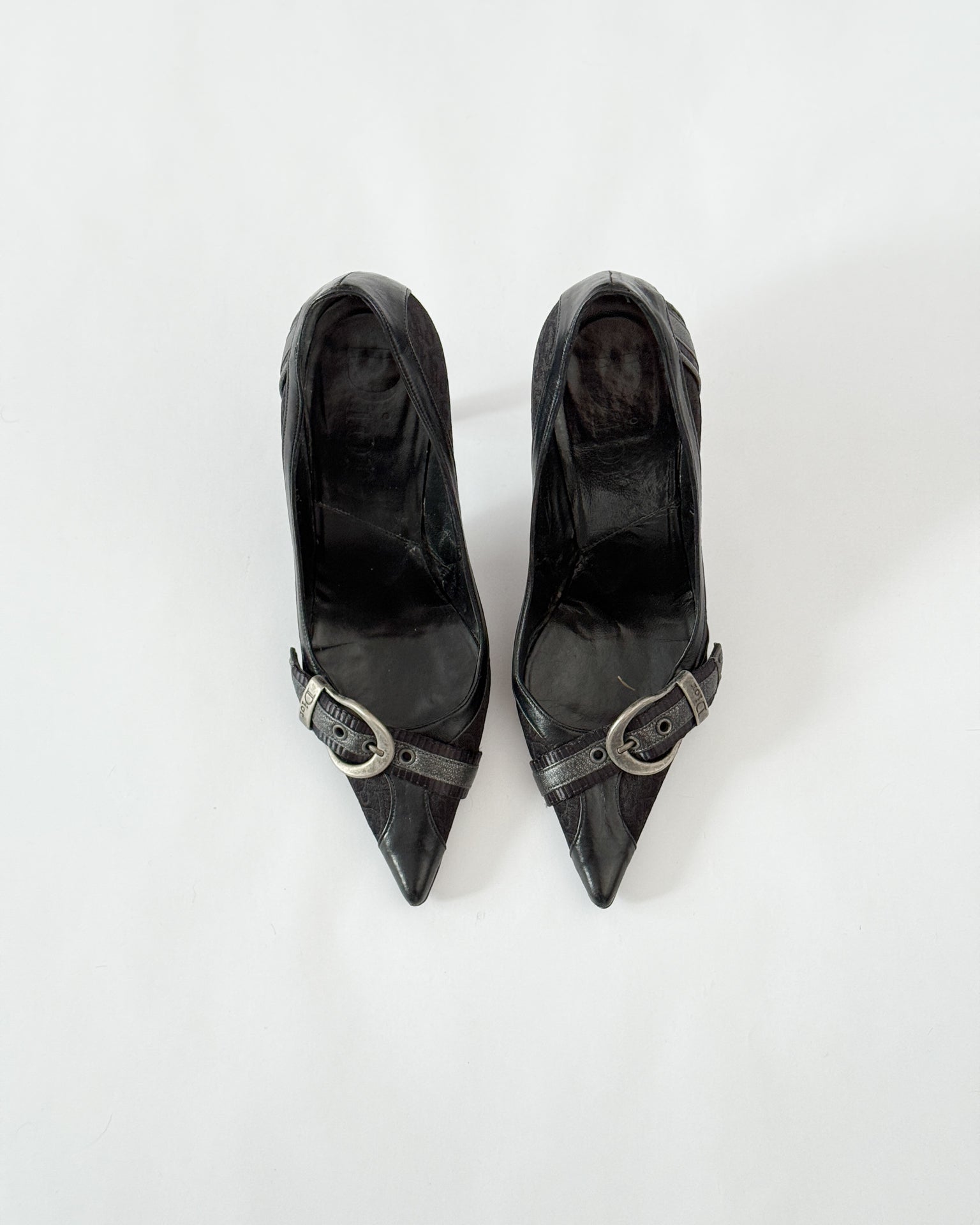 Dior Buckle Court Heels • EU37