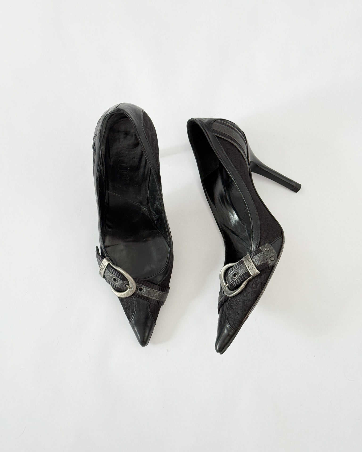 Dior Buckle Court Heels • EU37